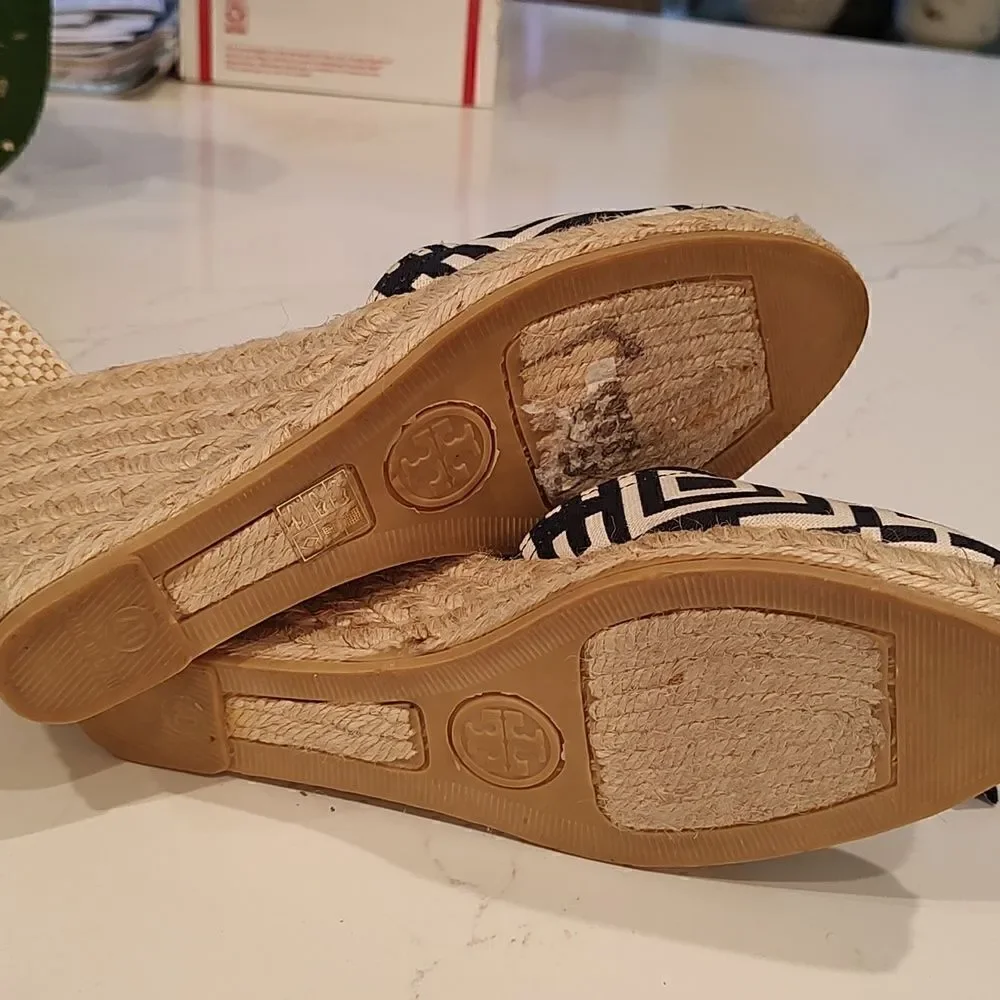Tory Burch Geo Print Platform Wedge Espadrilles Navy White Boho Sandals
